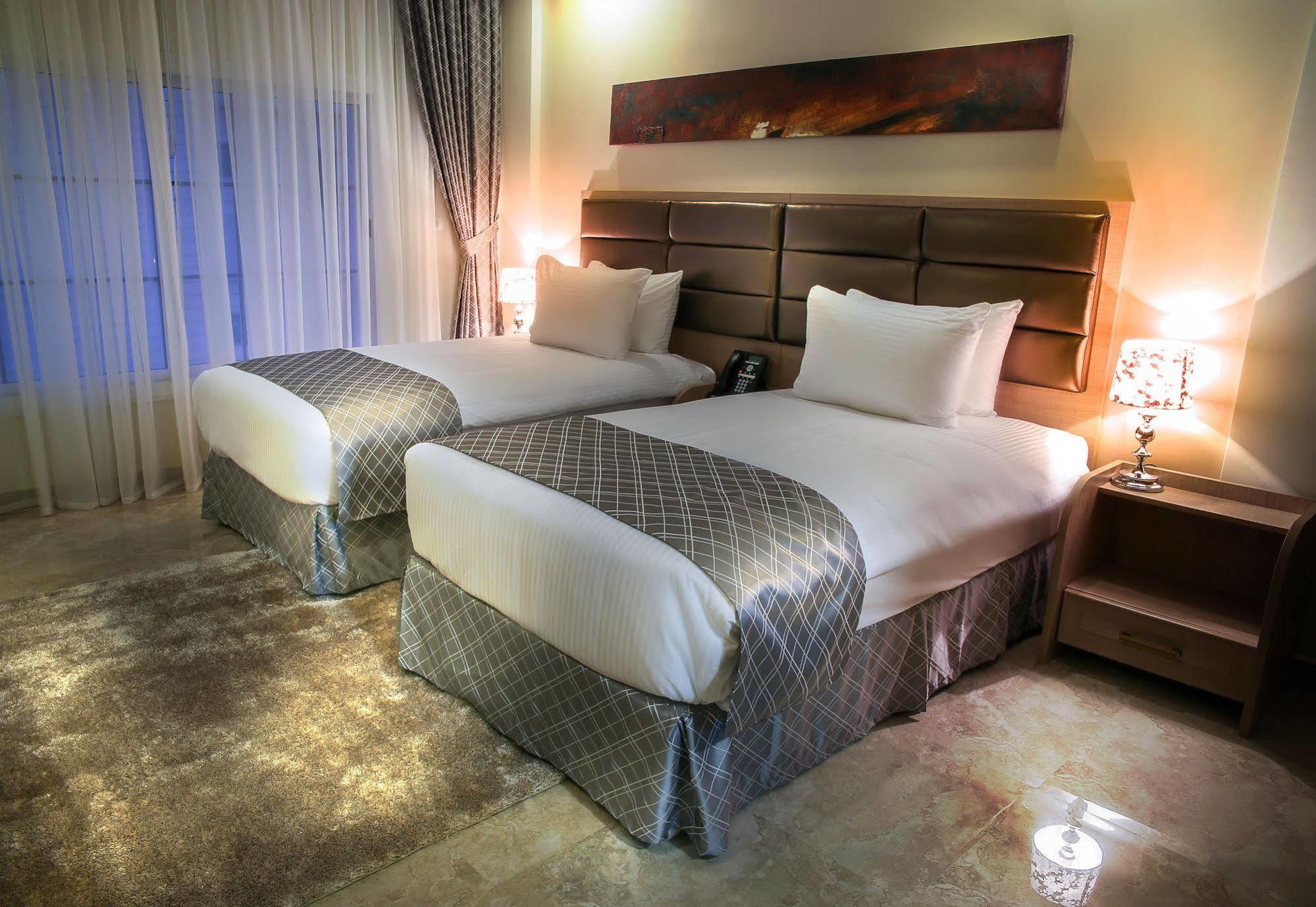 Adams Hotel Kuwait City Exteriér fotografie